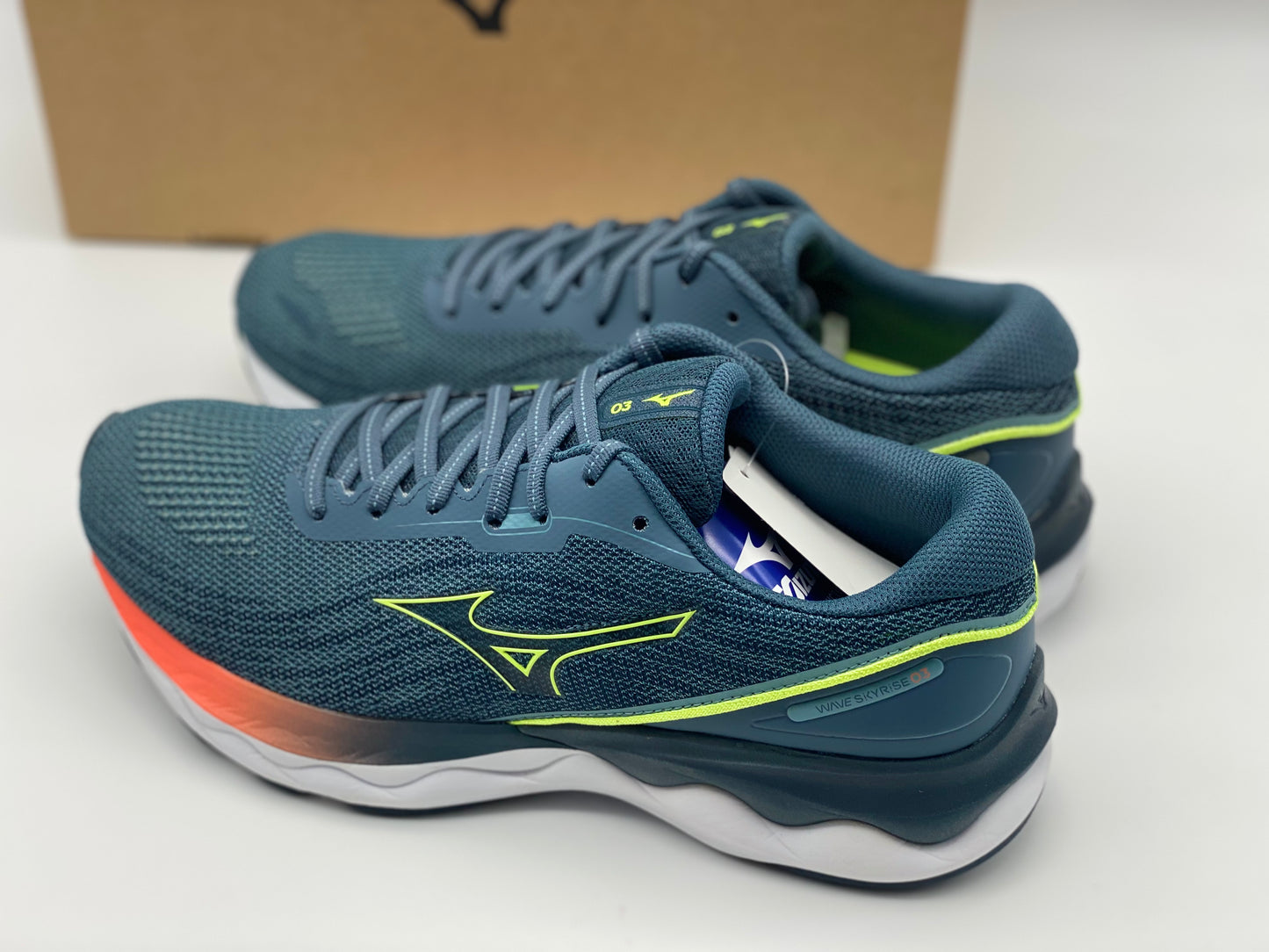 MIZUNO WAVE CHAUSSURES DE RUNNING -neuves et authentique taille 42