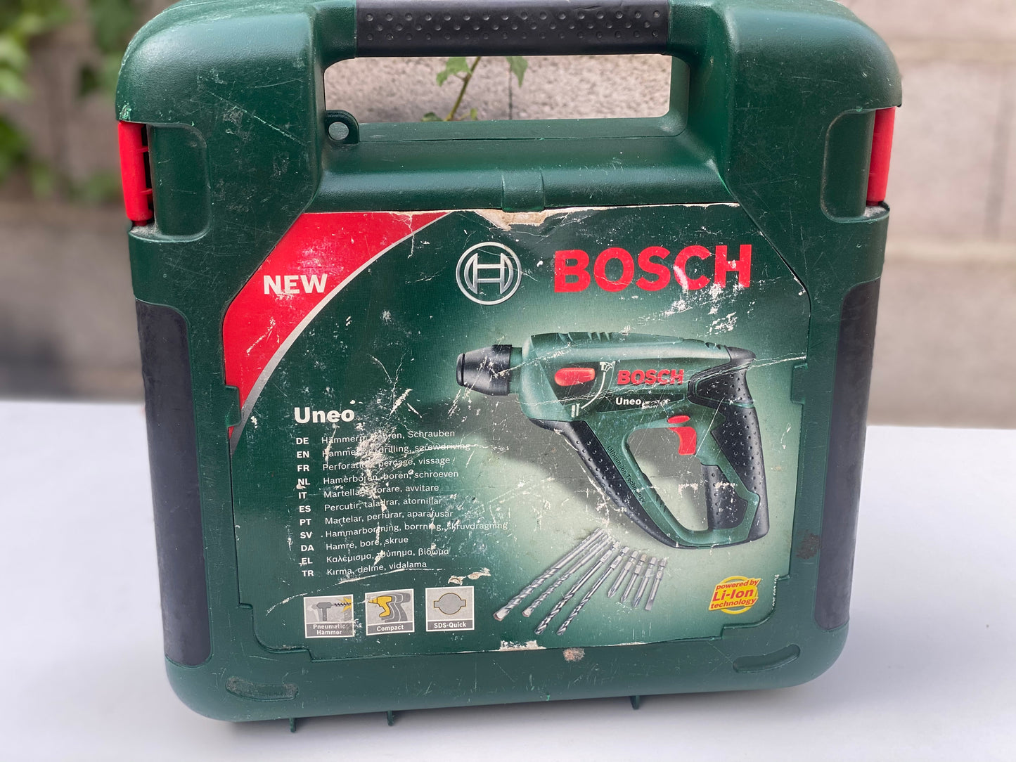 Perforateur UNEO de Bosch - Le Concentré de la puissance compact 3 en 1.