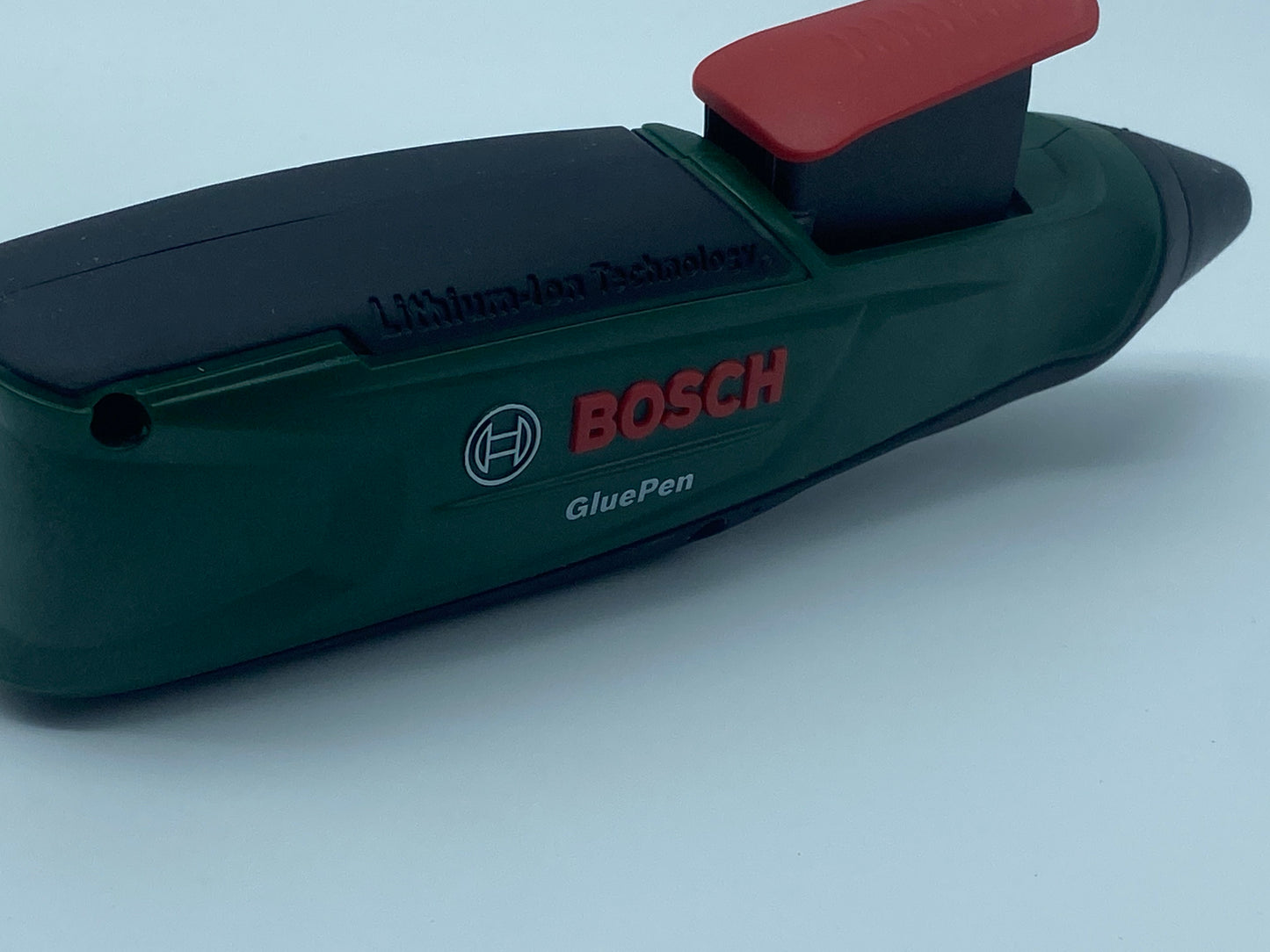 Pistolet à colle Bosch - Livré avec chargeur micro-USB + 4 bâtonnets de colle