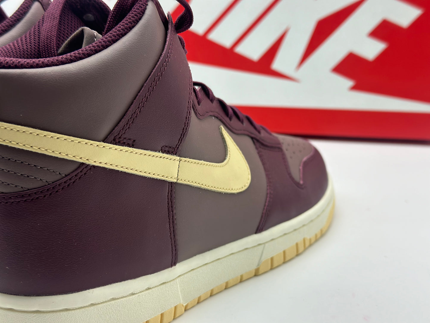 Nike - Dunk High - Baskets montantes - Éclipse prune et bordeaux nuit neuves taille 40,5