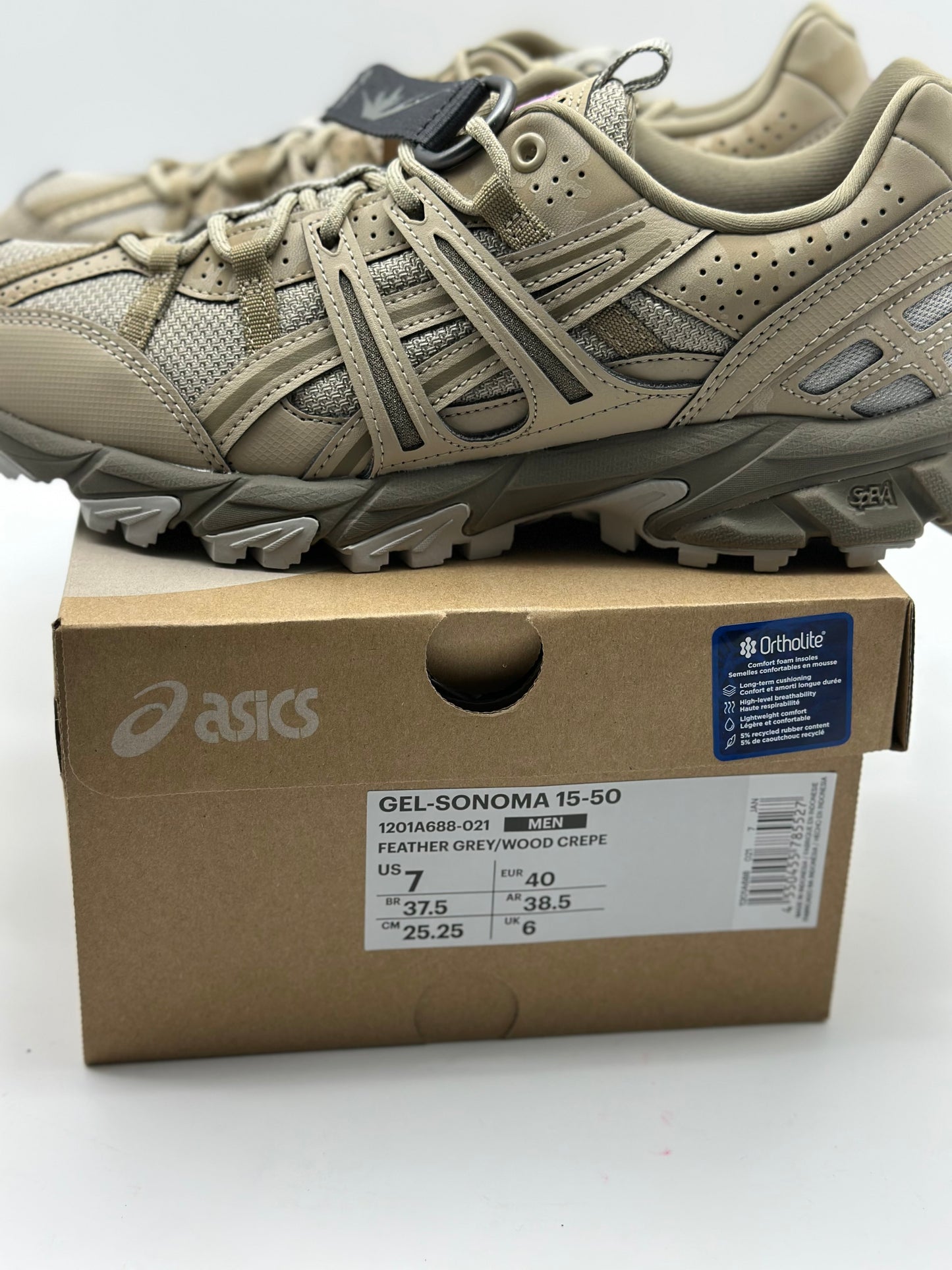 Baskets asics SportStyle
GEL-SONOMA UNISEX - Baskets basses
