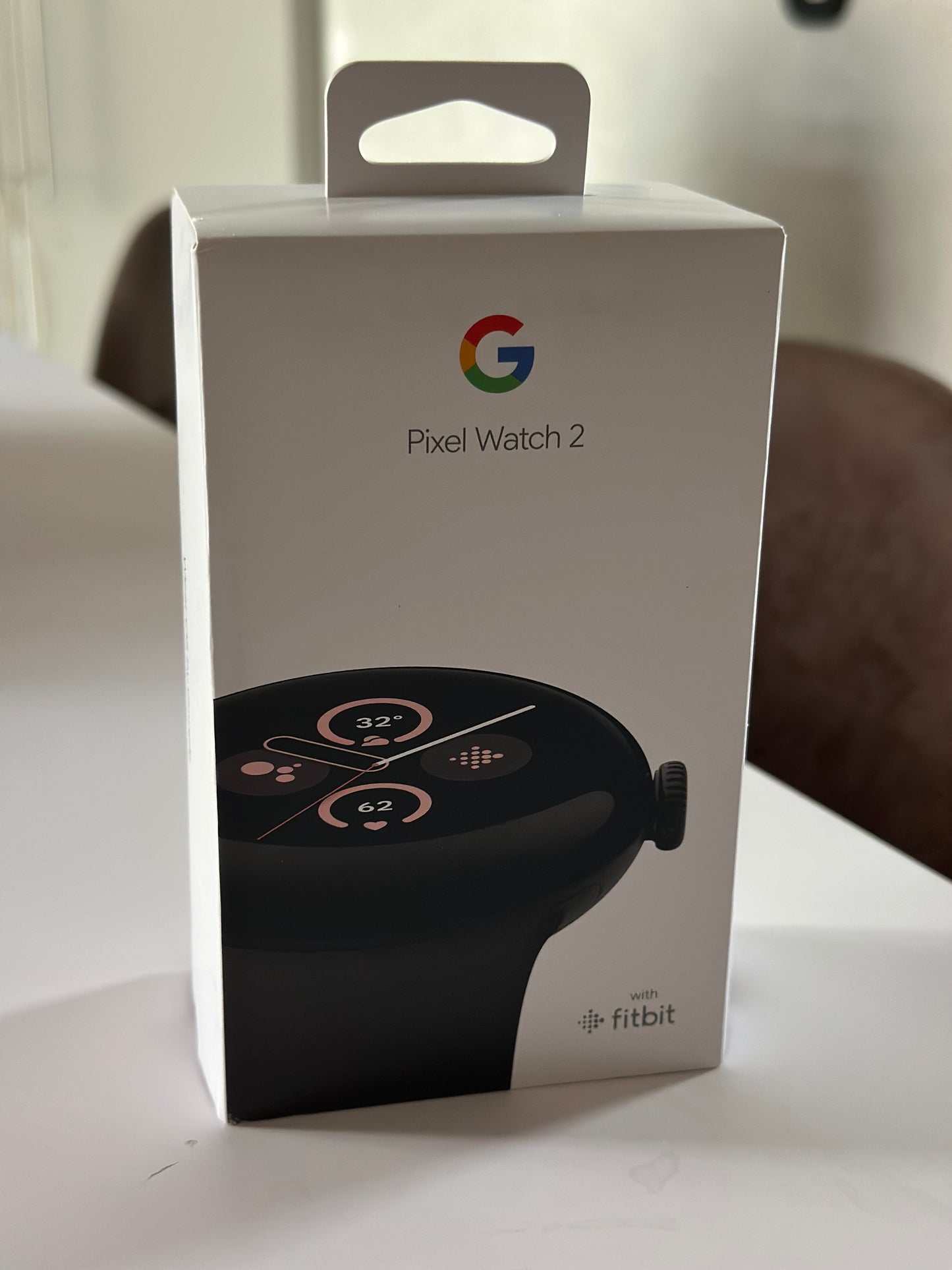Google Pixel Watch 2 – Boîtier en Aluminium Noir Mat – Bracelet Sport Noir Volcanique – Wi-FI