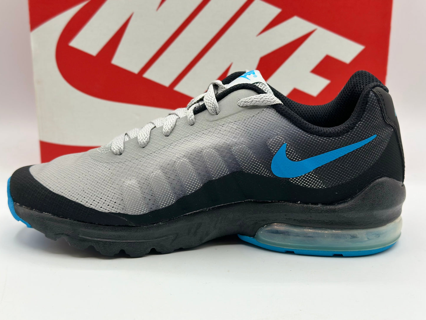 Nike Homme Air Max Invigor Chaussures de Sport