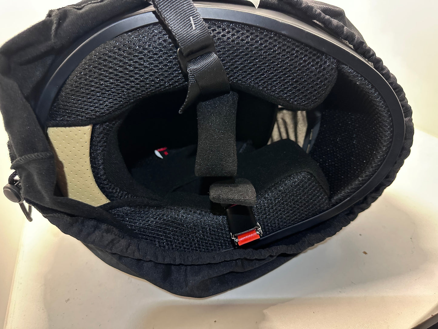 AMX Casque Intégral Indianapolis Évolution, Noir Mat MIDEL: Evolution
OPTION:
ZE:
M 57/58
"Colour: Noir Mat