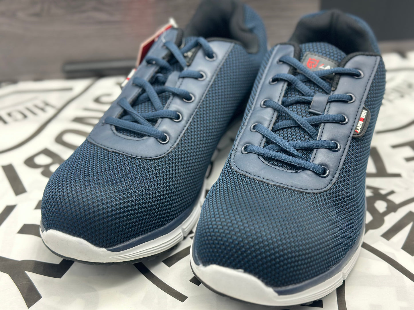 Chaussure de Sécurité Légère Basket Basses Pas Cher Mode Mesh Respirantes taille 47