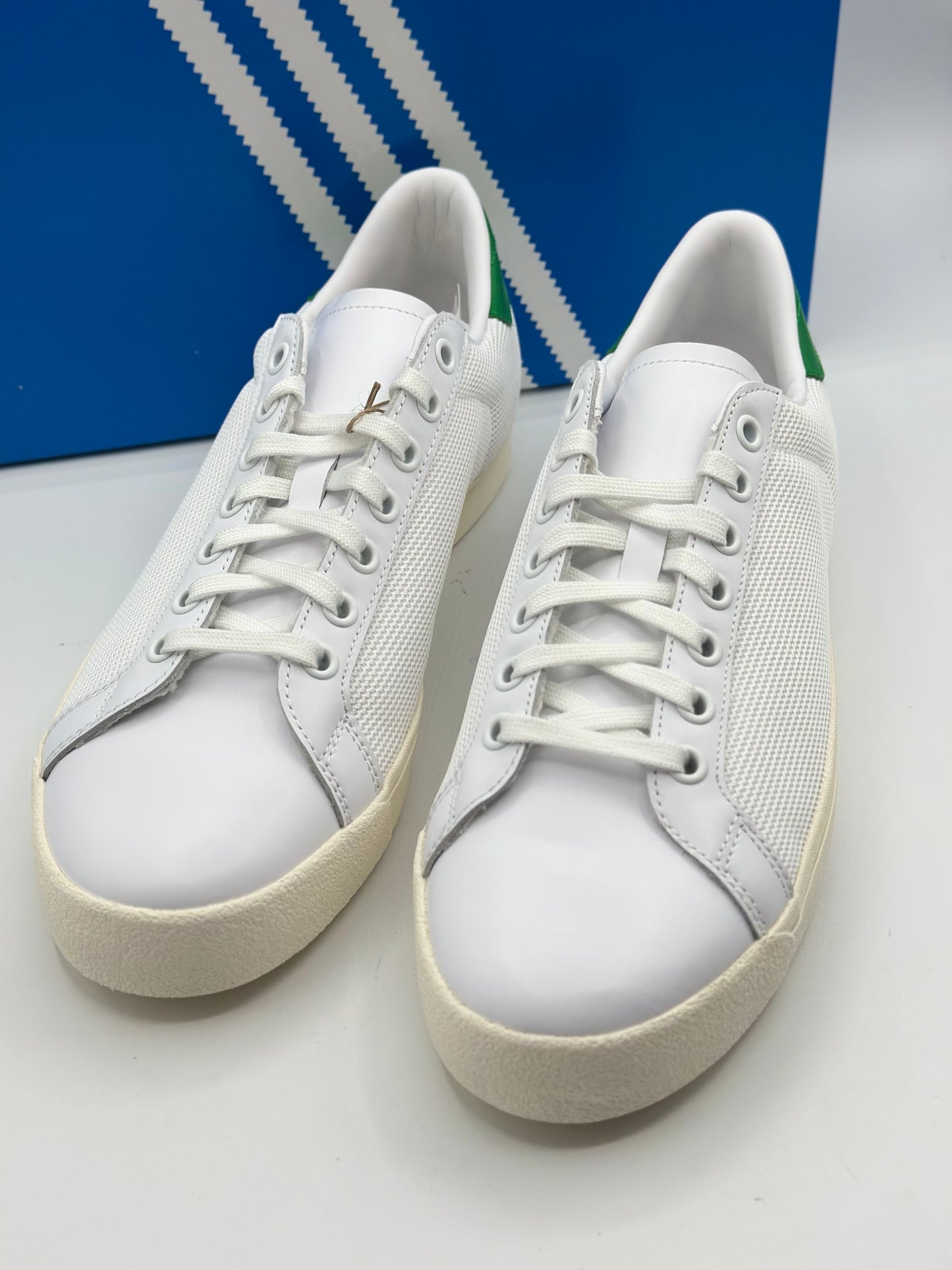 adidas Originals Rod Laver Chaussures vintage pour homme Blanc nuage/vert