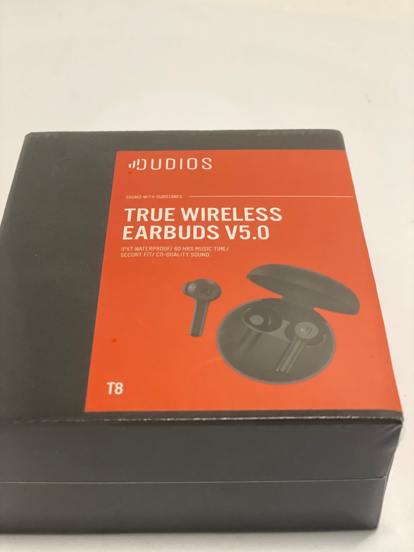 Écouteurs sans Fil, Bluetooth avec Son de Basse immersif dans l'oreille avec étui neuve