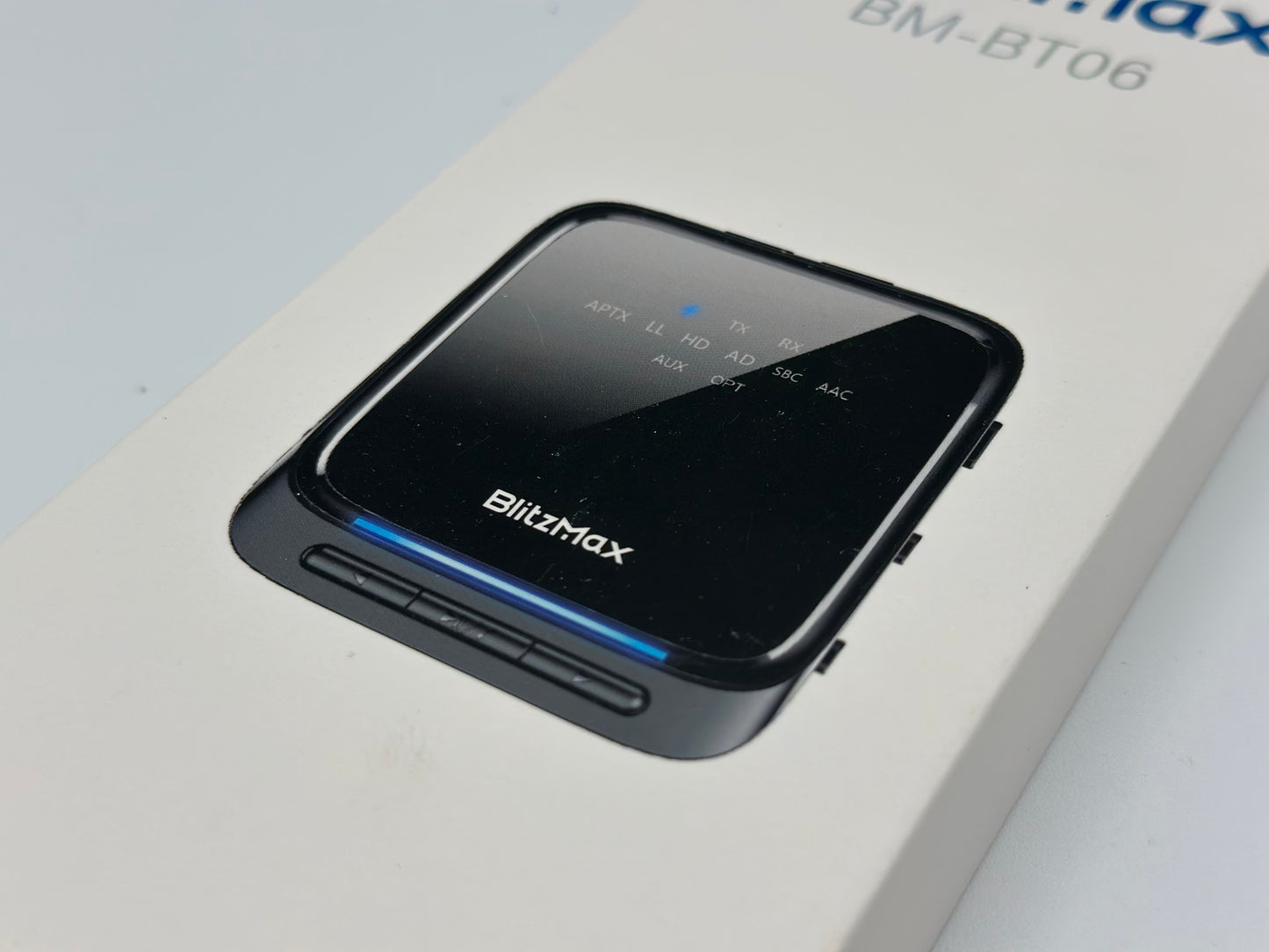 Adaptateur Bluetooth 5.2, récepteur émetteur, Faible Latence et HD, Double Connexion, Sortie Optique numérique AUX + RCA + 3,5 mm, pour TV/Haut-Parleur/stéréo Domestique/Ordinateur Portable