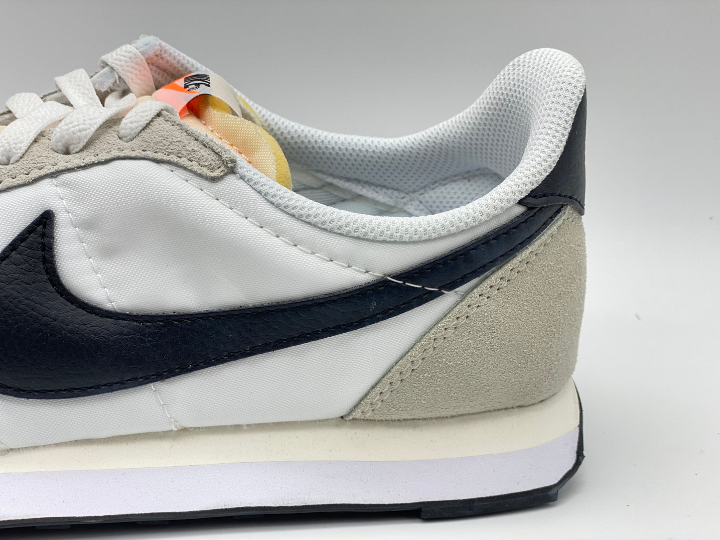 Nike Chaussure pour homme neuves et authentique taille 44