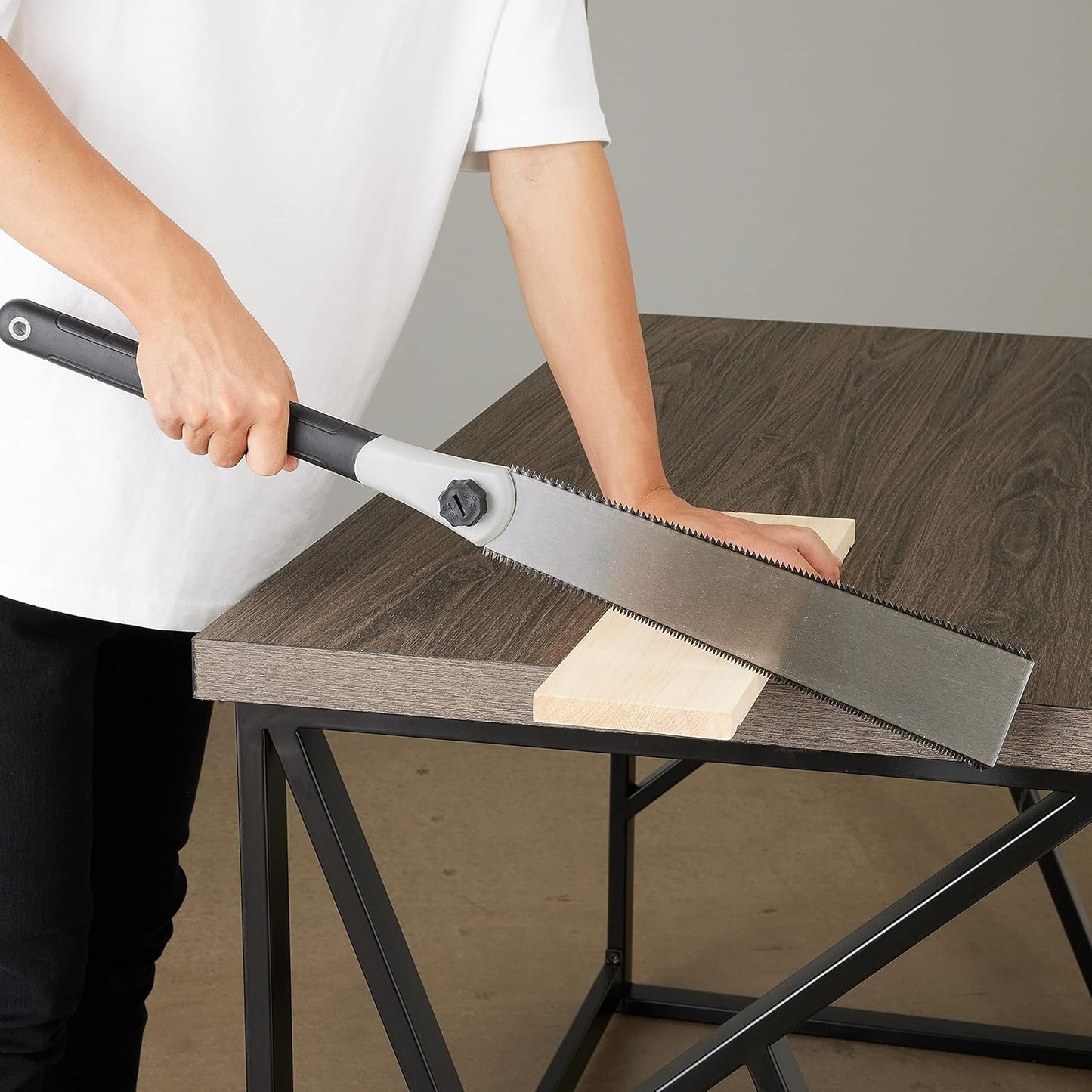 Amazon Basics Scie japonaise à double tranchant pour travail du bois 33 cm