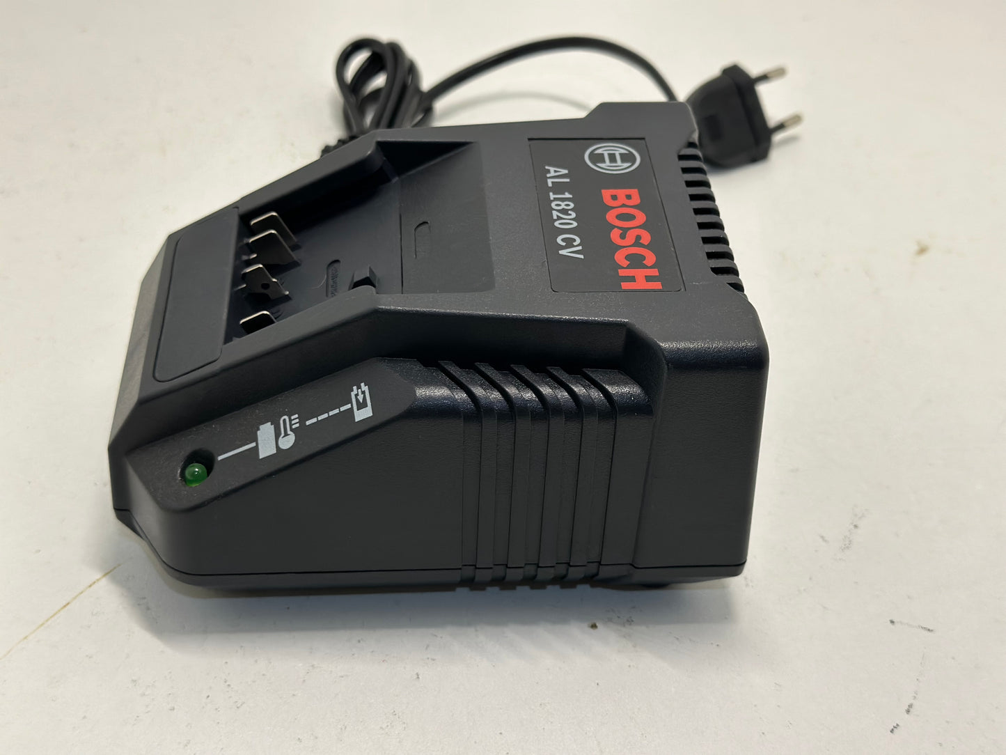 Chargeur multi-voltage 14,4 à 18V Li-Ion - Bosch AL1820CV