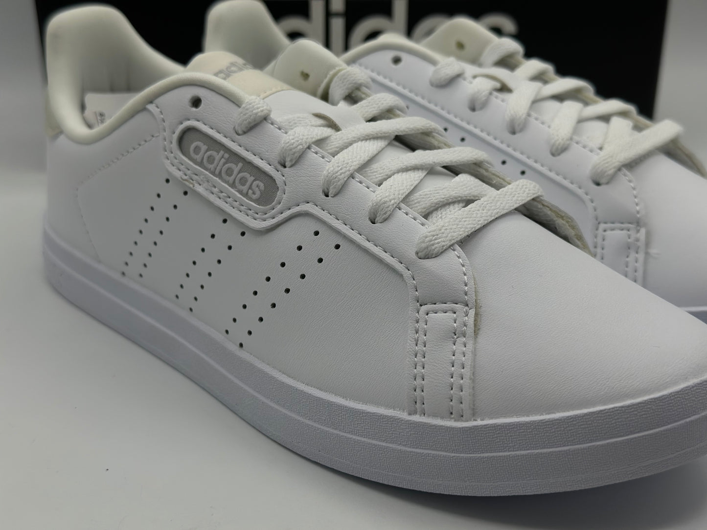 adidas Femme Base Courtpoint Chaussures de Tennis