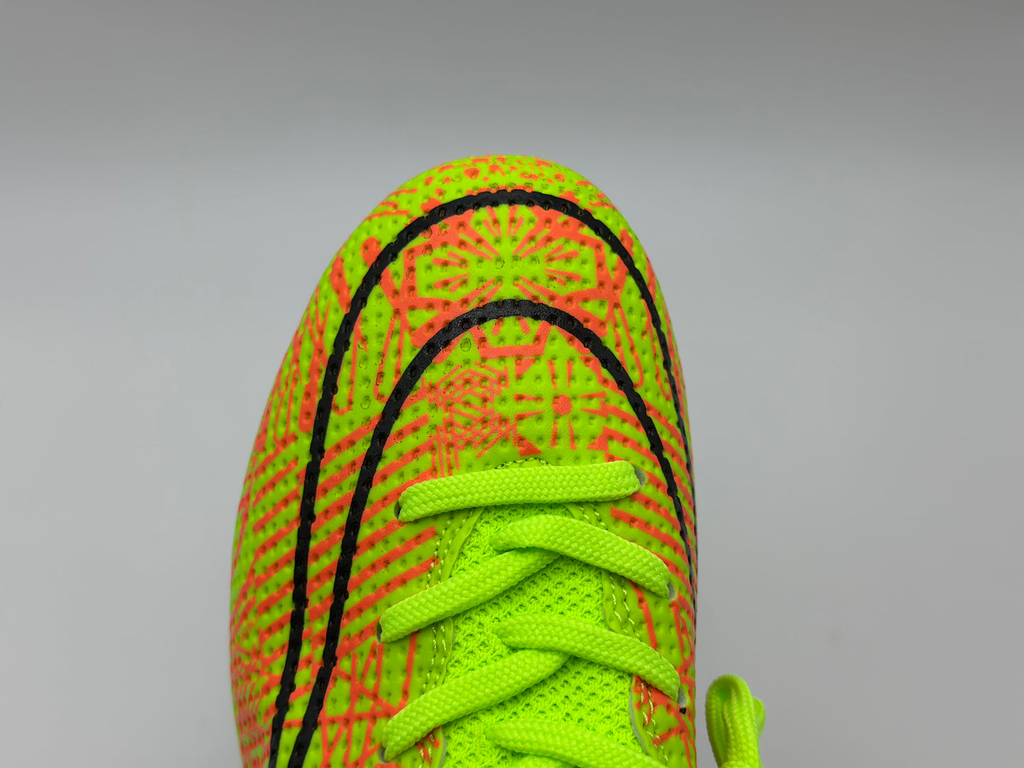 Chaussures de Football Homme Professionnel Chaussures de Futsal Antidérapants pour l'entraînement Athlétisme Adolescents High Top Chaussures de Sport