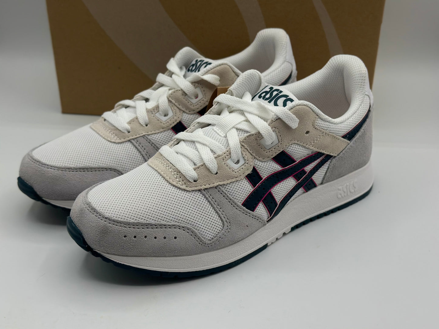 ASICS Lyte Classic, Basket