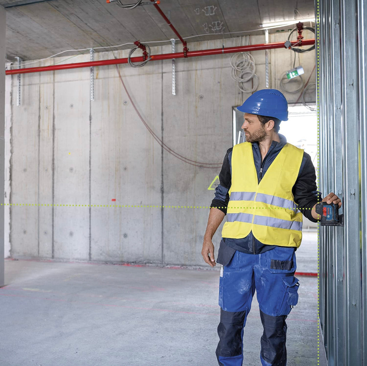Bosch Professional laser 3 points (laser vert, portée : jusqu’à 30 m, housse Produit neuf