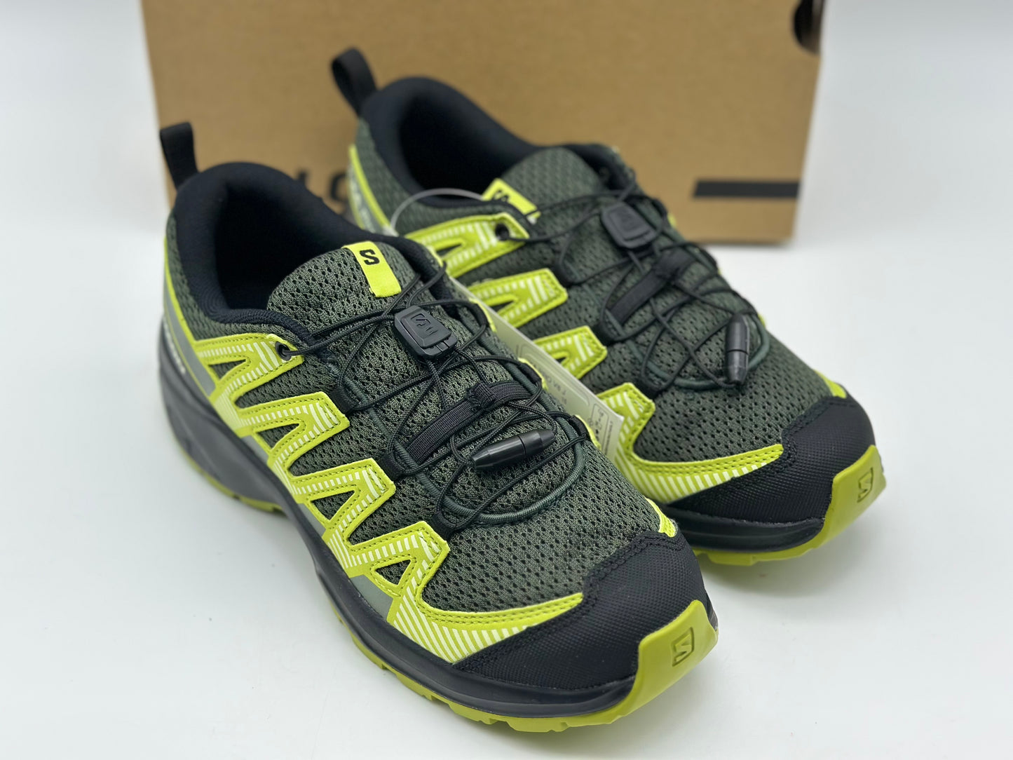 Salomon Mixte XA Pro V8 Chaussures de randonnée