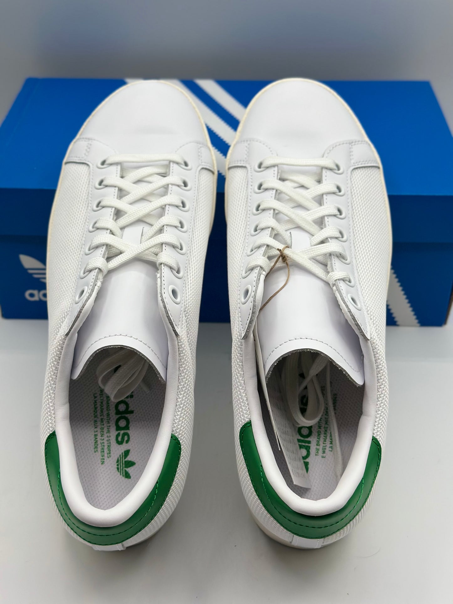 adidas Originals Rod Laver Chaussures vintage pour homme Blanc nuage/vert