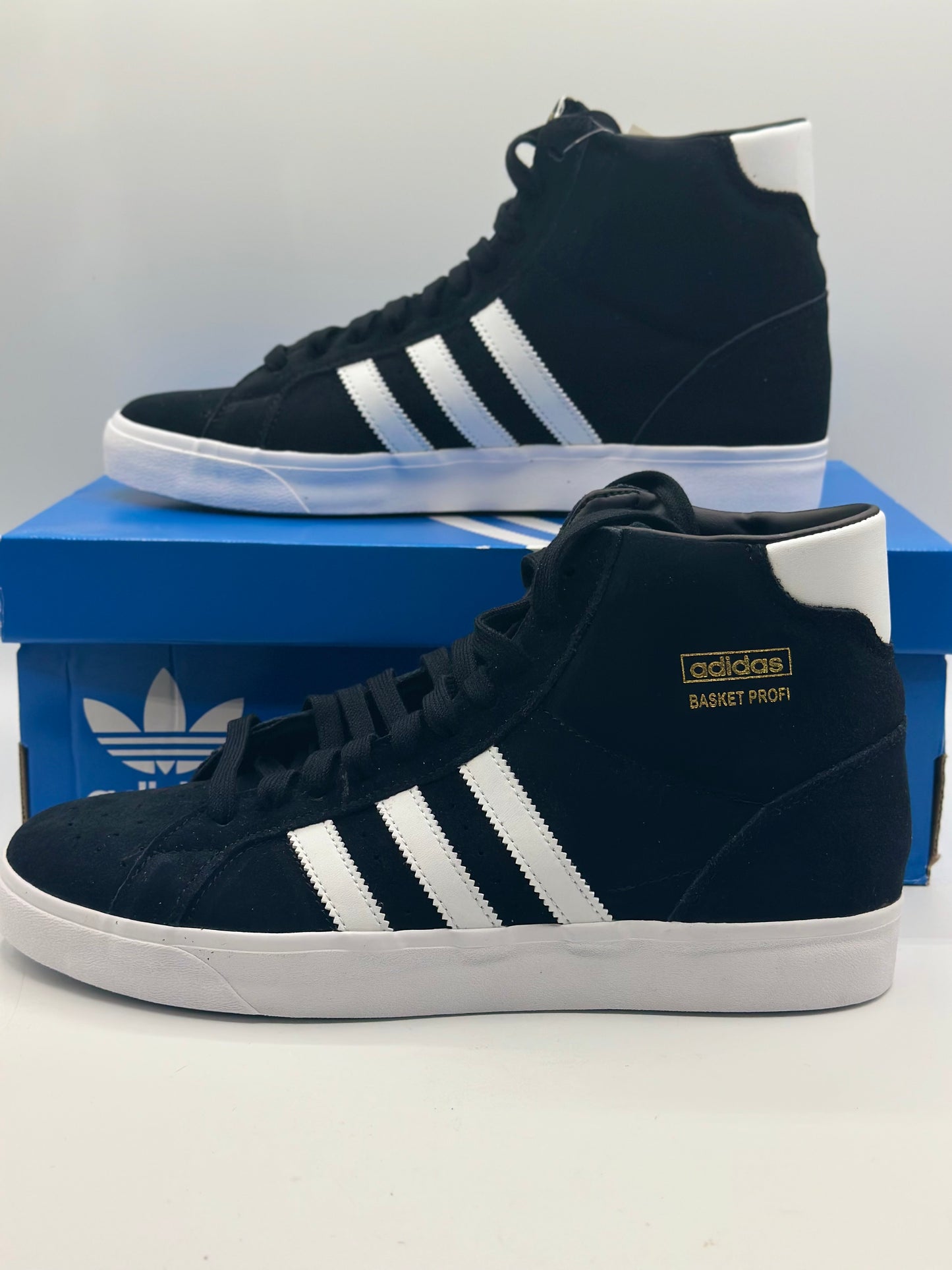 ADIDAS ORIGINALS
Baskets Montantes Profi Core Black Footwear White Gold Metal