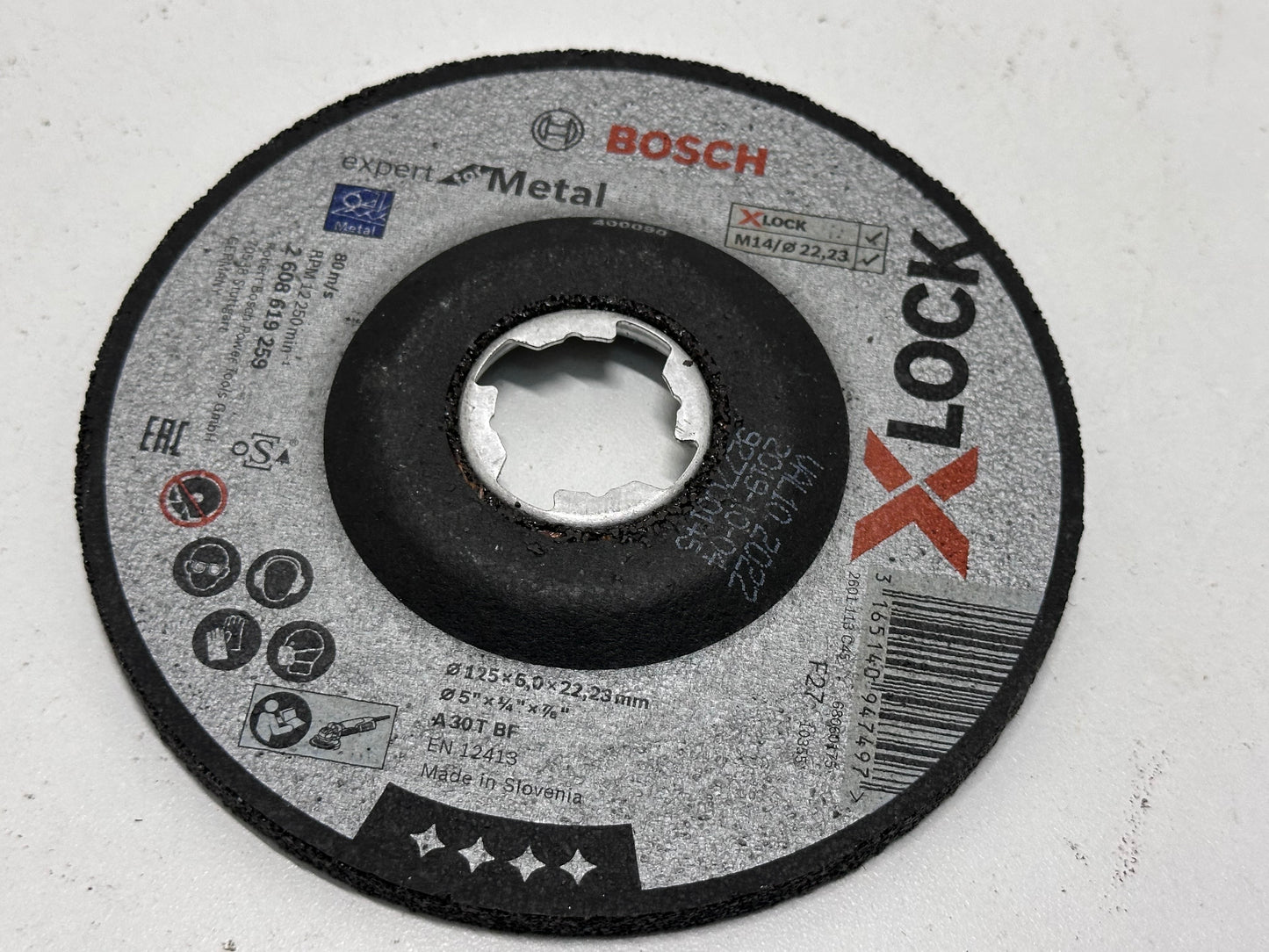 Disque abrasif déporté Expert for Metal Ø125 x 6 mm X-LOCK BOSCH 2608619259