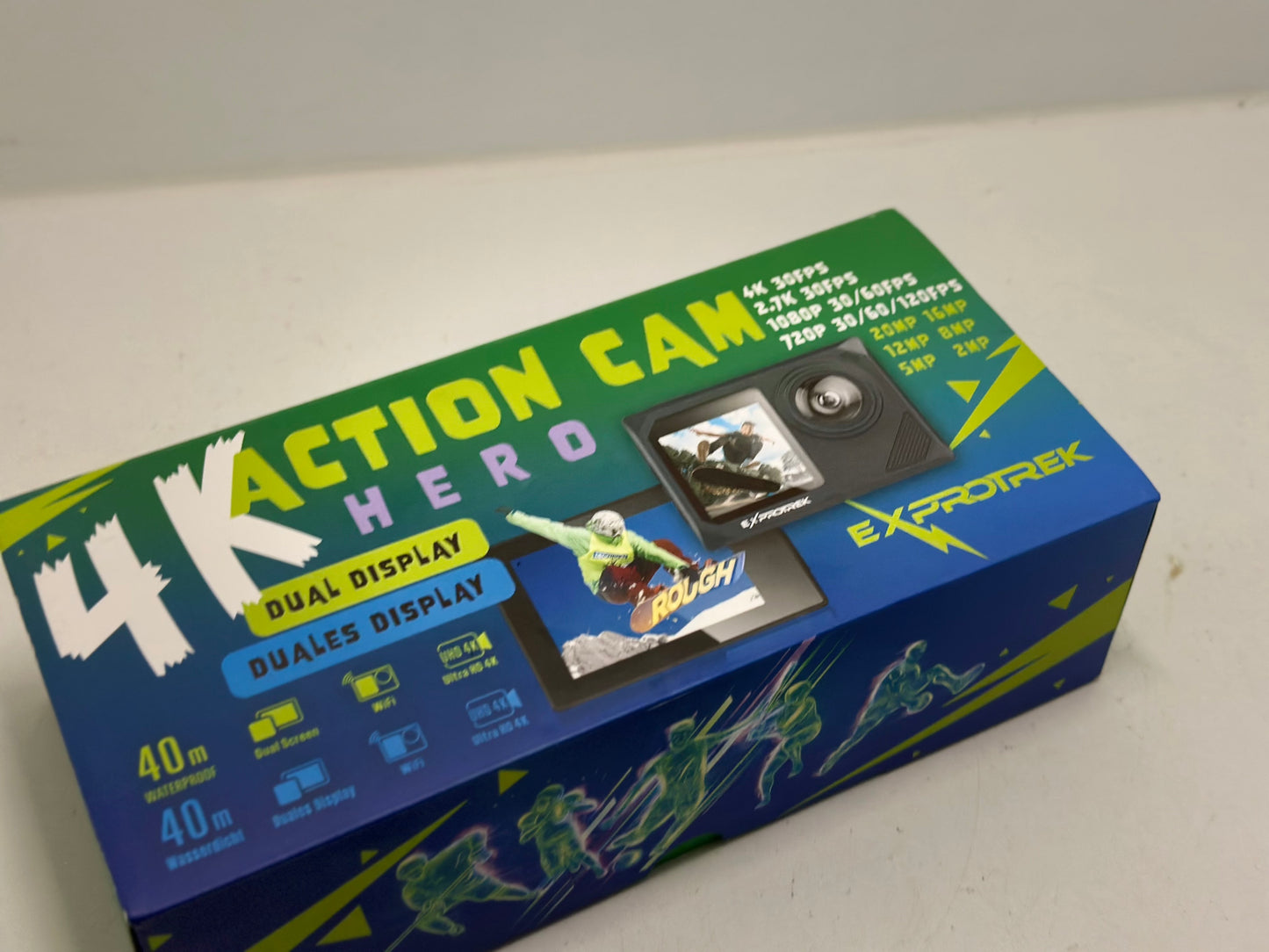 Exprotrek Action Camera 4K 30fps Ultra HD, Caméra d'action 40 m 100 Pieds étanche WiFi Ultra Grand Angle 170°, télécommande, 2 Batteries et kit d'accessoires pour Casque