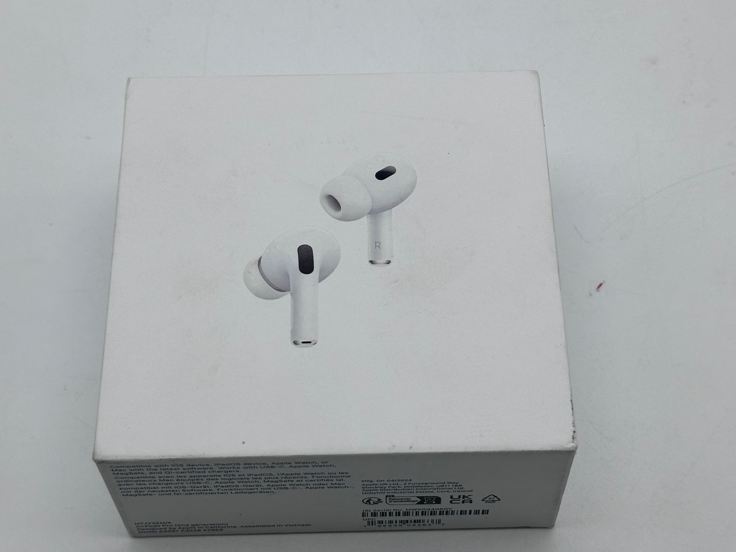 Apple AirPods Pro 2 Écouteurs sans Fil, Casques et écouteurs Bluetooth, Réduction Active du Bruit, Appareil auditif, Mode Transparence, Audio Spatial personnalisé, Son Haute-fidélité, Recharge USB-C ( origine Apple garantie)
