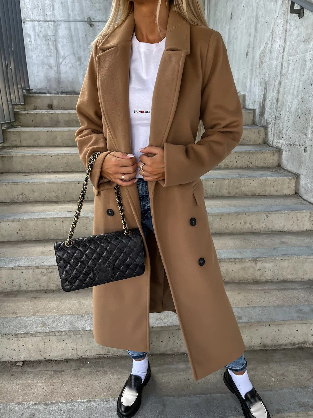 Manteau "Élégance Royale" – Coupe Longue ceinturée à Double Boutonnage