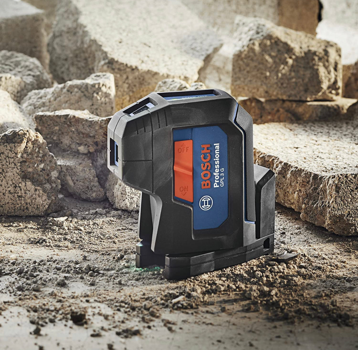 Bosch Professional laser 3 points (laser vert, portée : jusqu’à 30 m, housse Produit neuf
