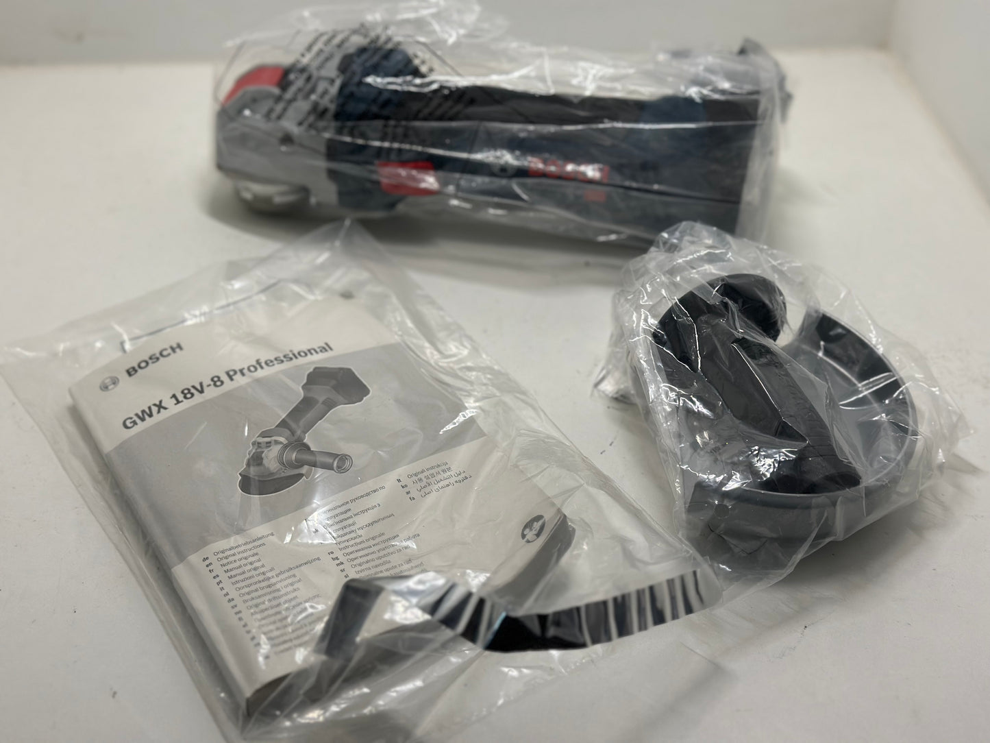 BOSCH professionnel
MEULEUSE Ø125 MM GWS 18V-8 BOSCH