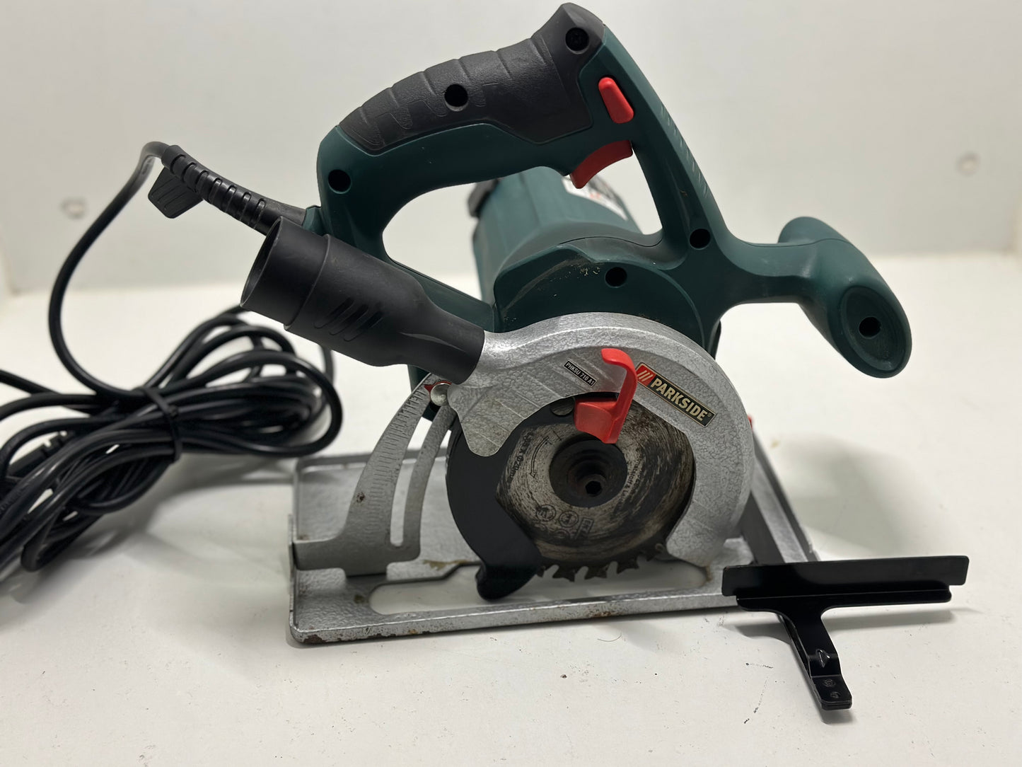 Scie circulaire Parkside PHKSU 710 A1 filaire 710w excellent état
