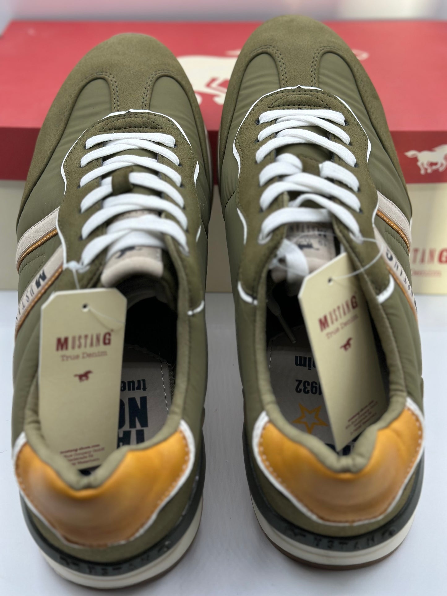 Basket Homme MUSTANG taille 44