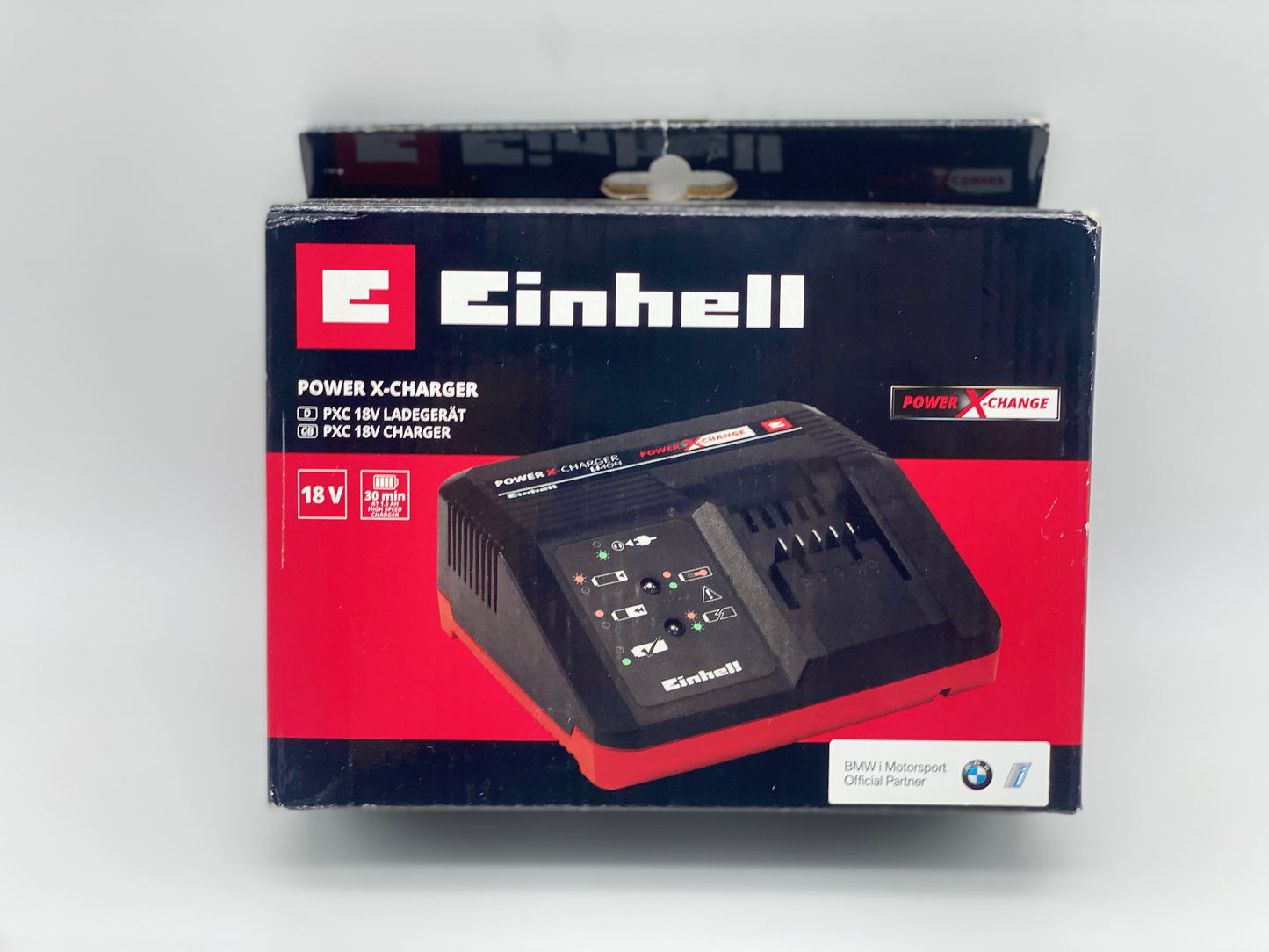 Chargeur 18v rapide 30 mins compatible avec toutes les batteries de 18v de EINHELL neuf