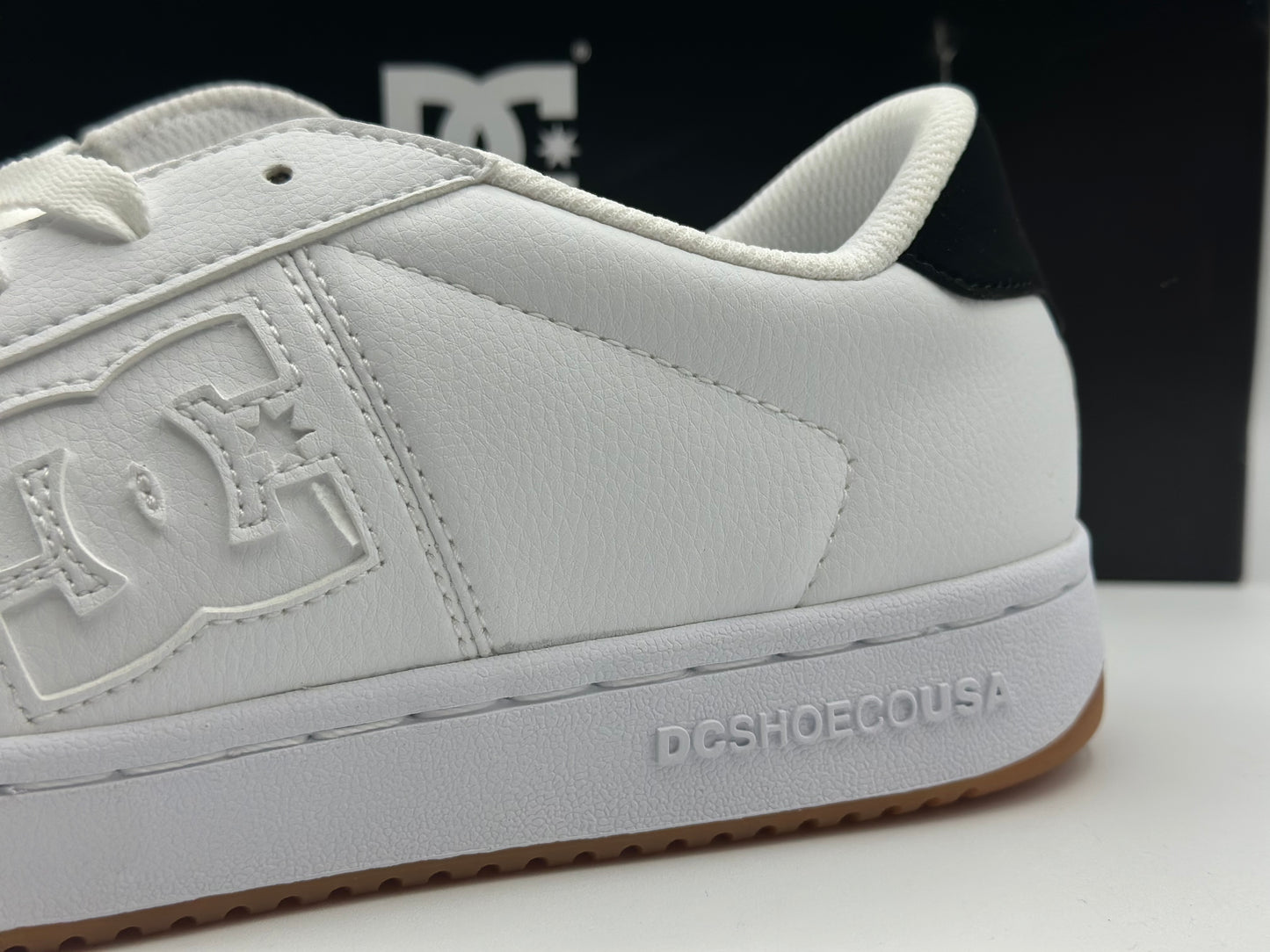 DC Shoes Striker-pour Homme Basket, Blanc, 44 EU