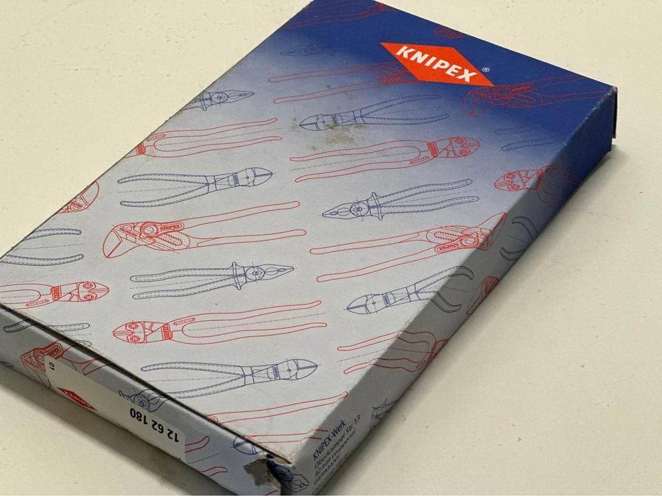 KNIPEX Pince à dénuder automatique, 0,2-6 mm², avec réglage fin, avec butée de longueur réglable, pince à dénuder, 12 62 180