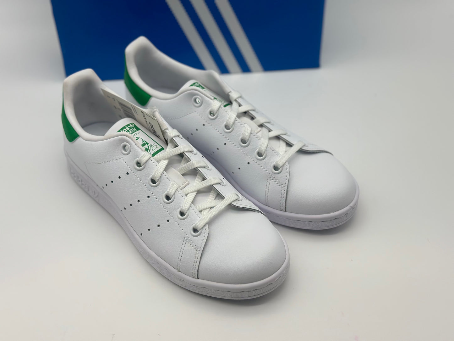 adidas Originals Mixte Stan Smith Baskets Basses neuves et authentique taille 37 1/3, 38 2/3, et 40
