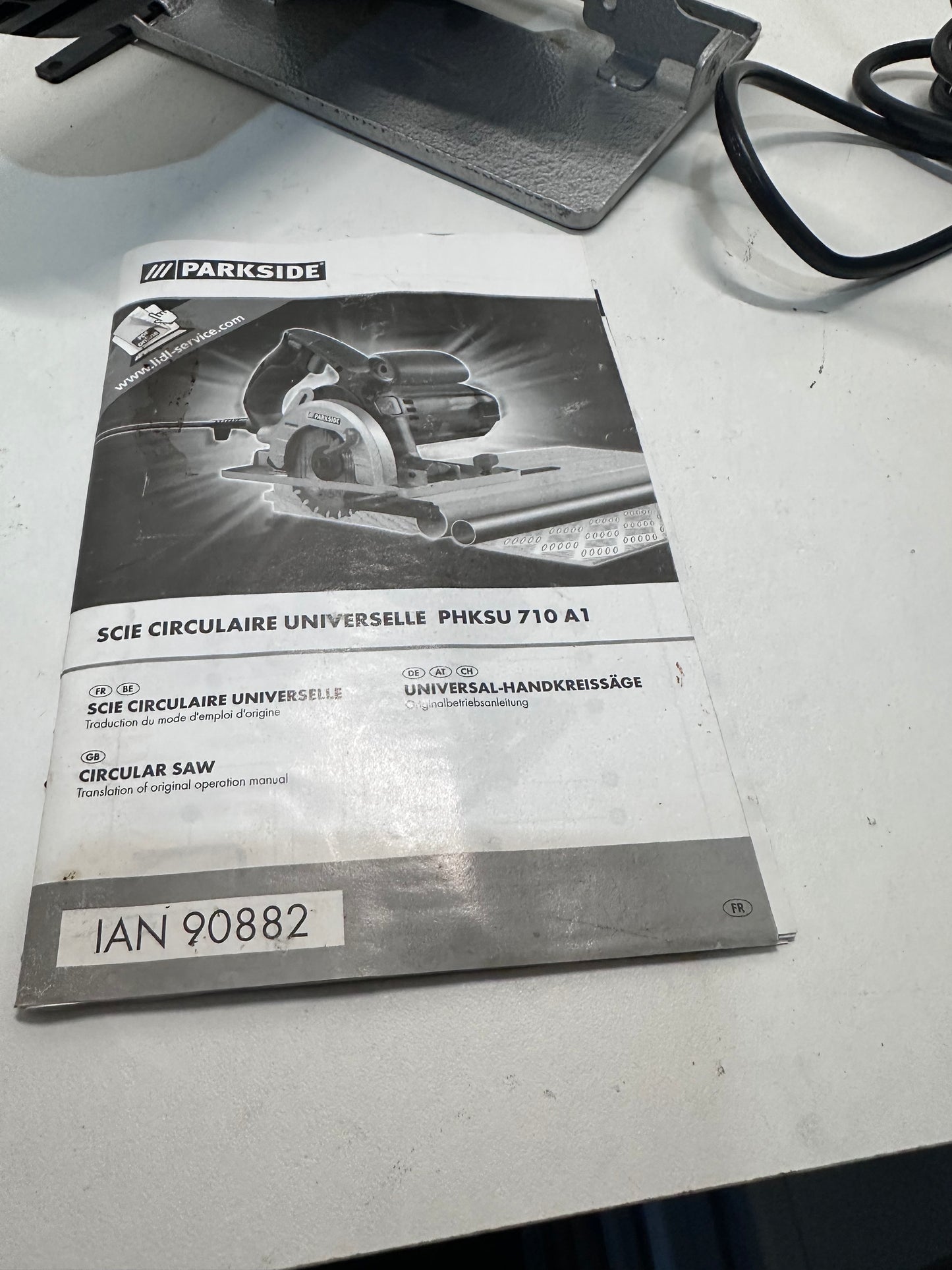 Scie circulaire Parkside PHKSU 710 A1 filaire 710w excellent état