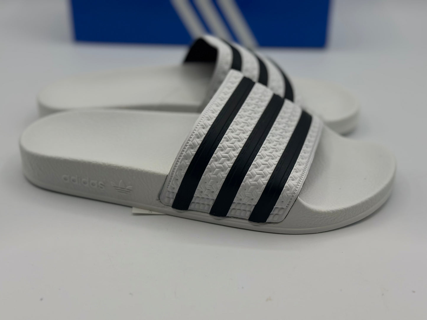 adidas Mixte Adilette Chaussures de Plage & Piscine taille 38