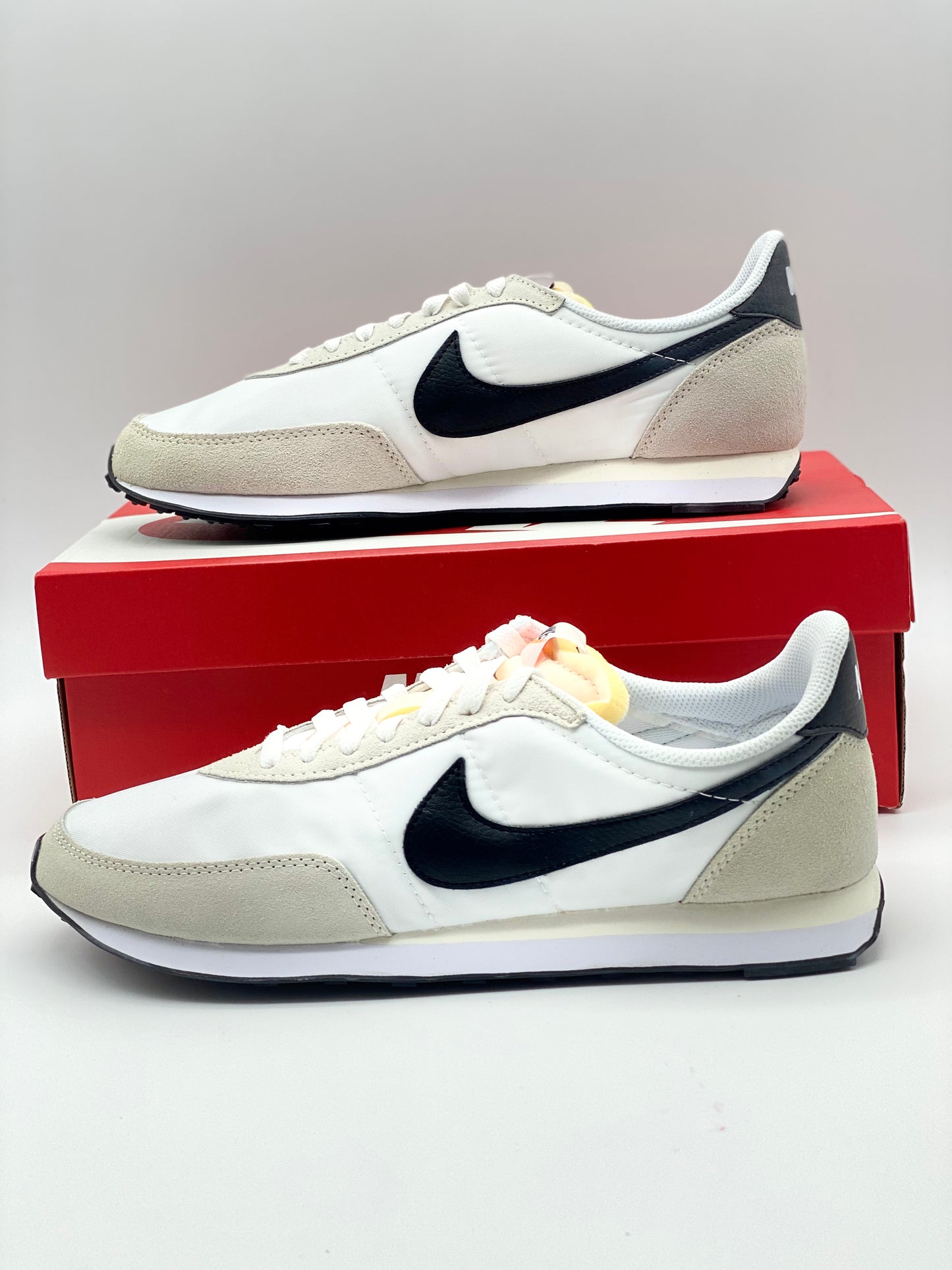 Nike Chaussure pour homme neuves et authentique taille 44