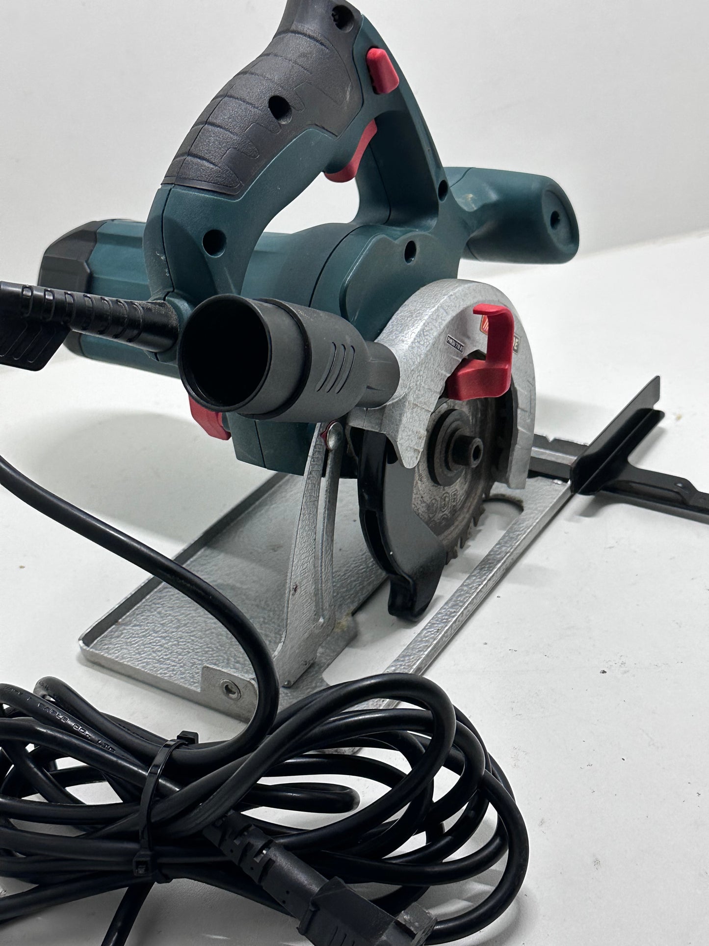 Scie circulaire Parkside PHKSU 710 A1 filaire 710w excellent état