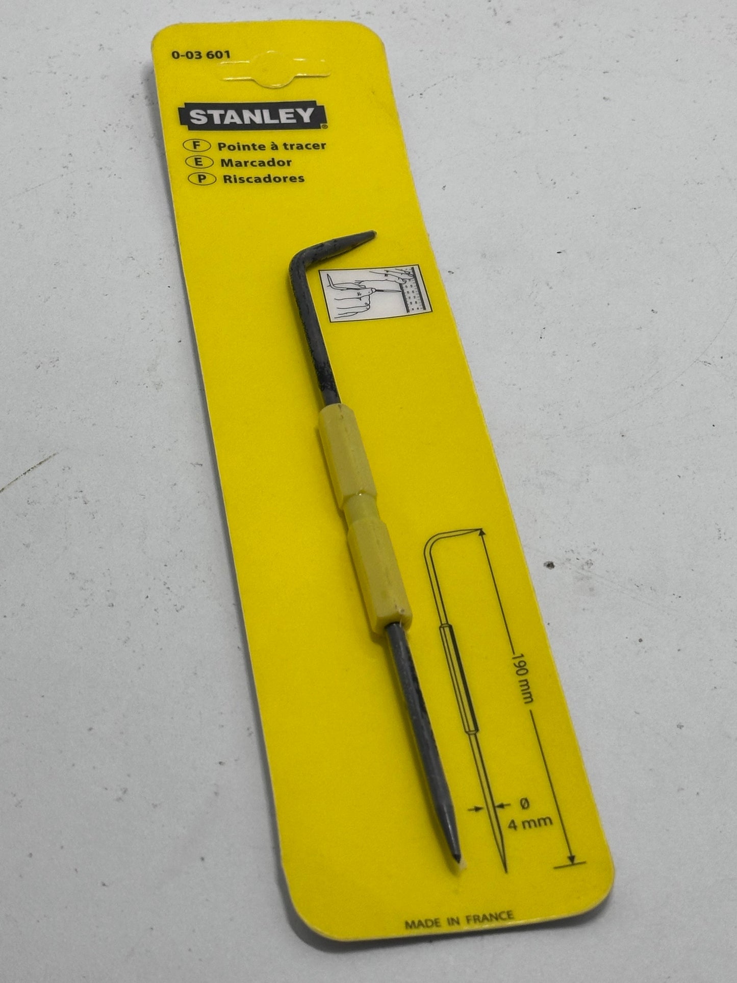 Stanley 0-03-601 Pointe À Tracer Ø 4 Mm Fabriqué En France - Acier Chromé - Finition Naturelle Bille De Verre - Corps Plastique