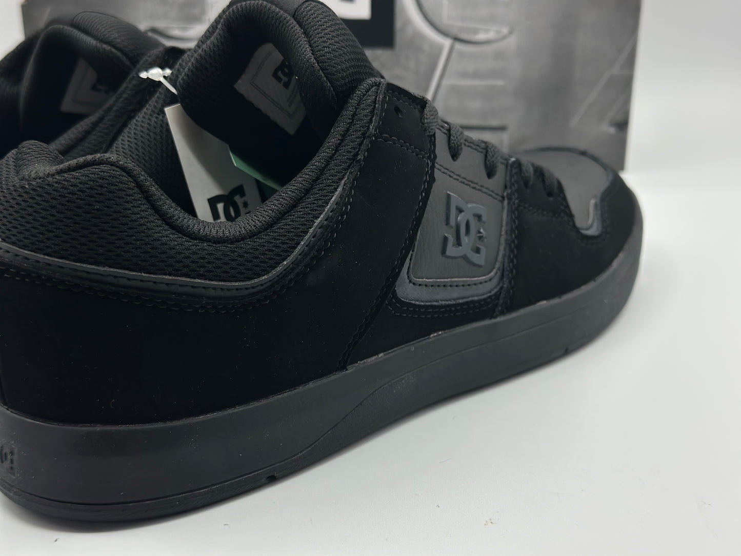 DC Cure - Chaussures de skate en cuir pour Homme