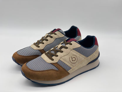 Baskets basses en mesh beige à semelle running semi-compensée à talon renforcé et lacets plats