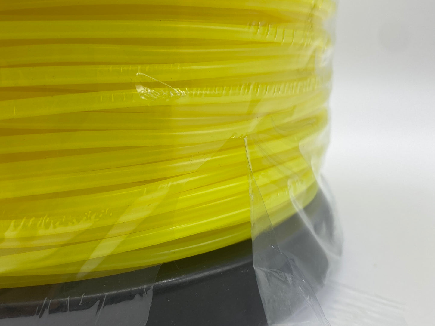fil jaune rond Tête de débroussailleuse diamètre 4.0 mm 170 mètres neuf