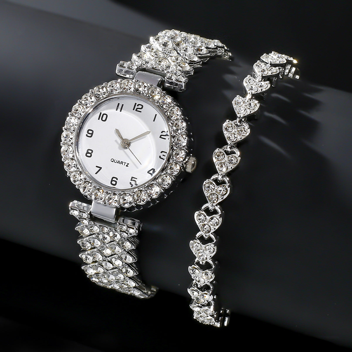 Ensemble "Luxury-Glow" – Montre Bijou à Quartz & Bracelet Cœurs Sertis de Cristaux