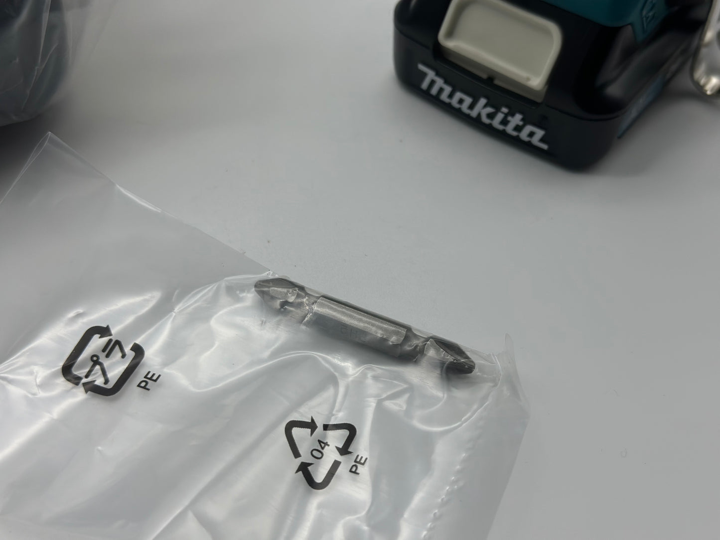 Perceuse 12V CXT Li-Ion Ø10 mm (1x2,0 Ah) + coffret