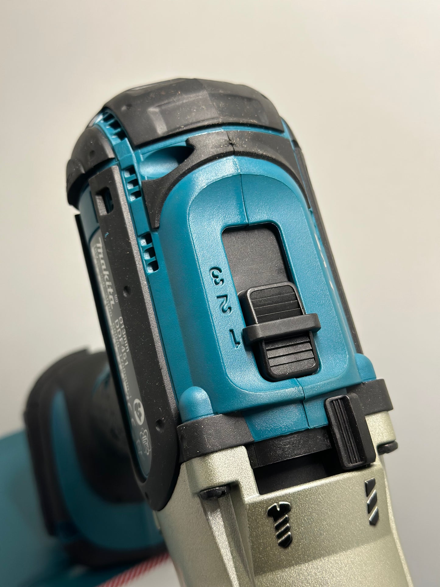 Perceuse visseuse  DHP451RTJ 13mm puissante 18V Li-Ion avec 2x5Ah 80Nm avec Coffret MAKPAC totalement neuve