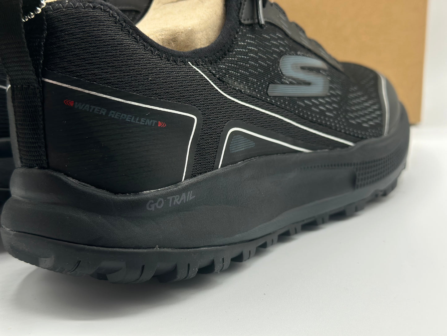 Skechers Performance GO RUN PULSE TRAIL - Trail running shoes
