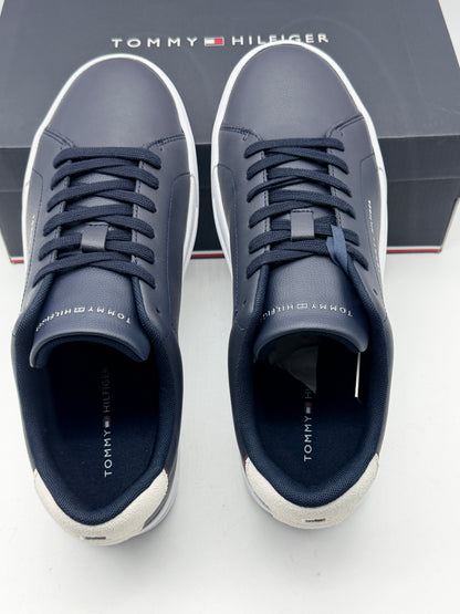 Tommy Hilfiger Baskets Homme Détail Essential en Cuir, Noir (Black/Black), 43