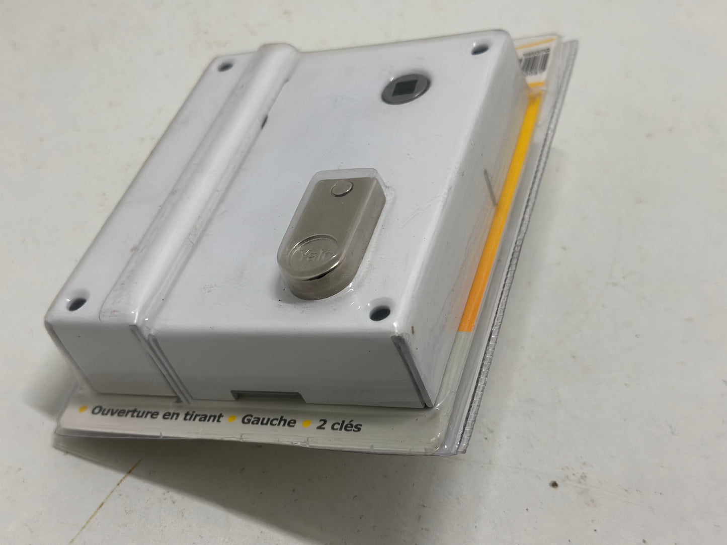 Yale YAV37G - Serrure en applique verticale à fouillot, 2 Clés, Version gauche - pour Grille et Portail