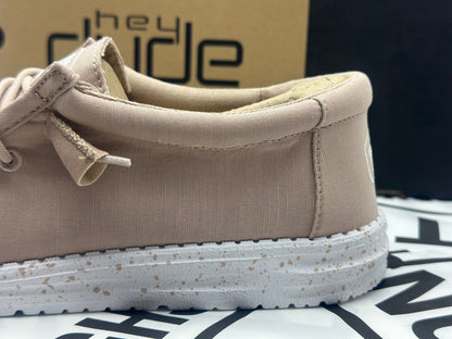 Hey Dude chaussures ultra légères , neuves Neutre tailles 43