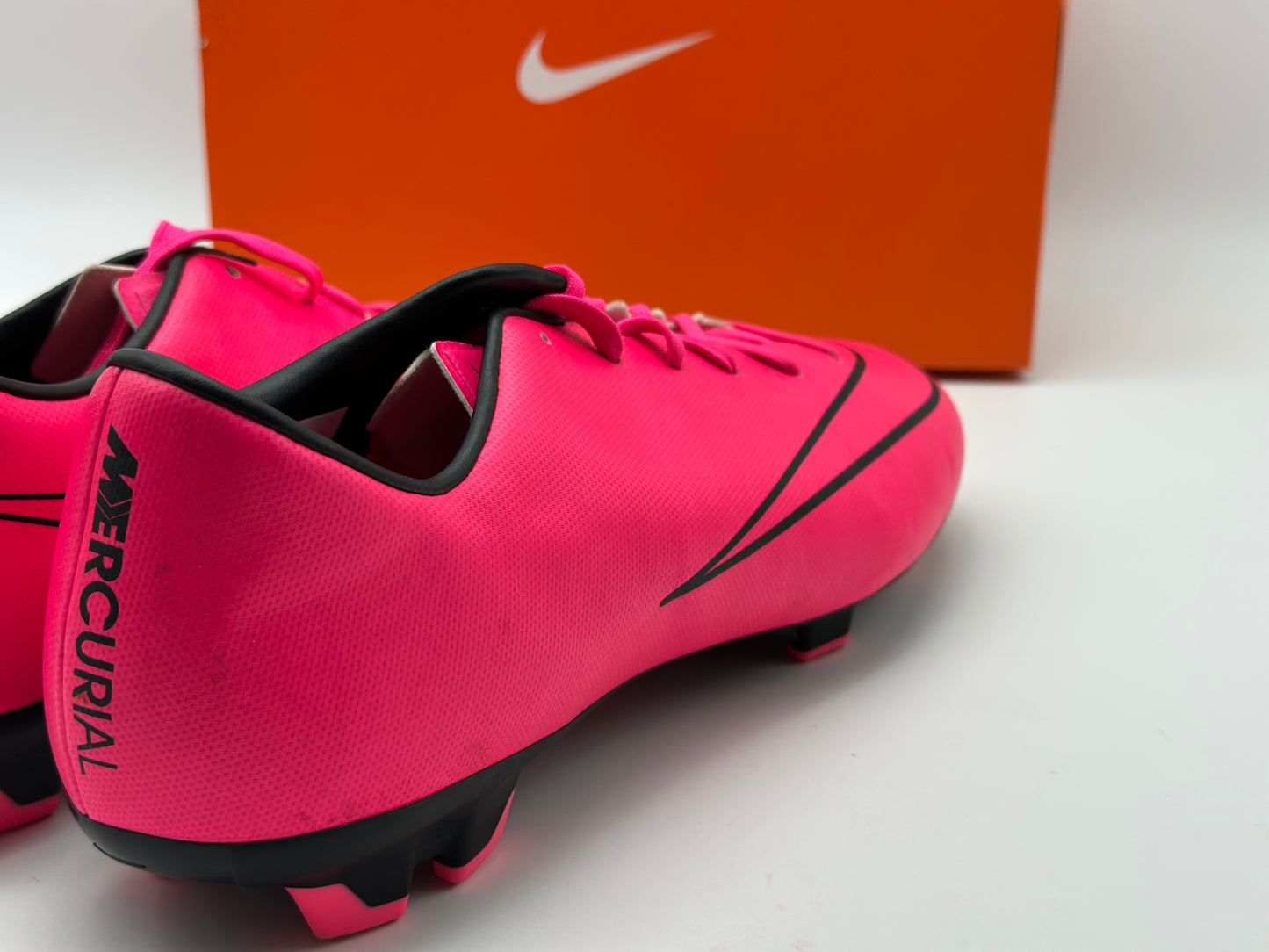 Nike Mercurial Veloce Ii Fg, Chaussures de Running Entrainement homme, Pink (Pink/Schwarz) taille 46 excellent état
